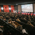 Blick auf das Publikum bei der Live-Lesung des Drehbuchpreises Schleswig-Holstein 2019 im Studio Kino Kiel.